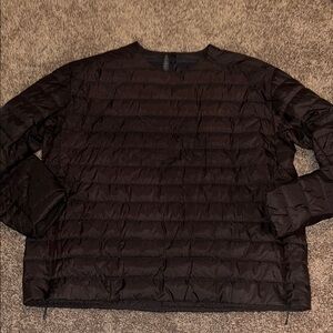 Lululemon Black Puffer Pullover